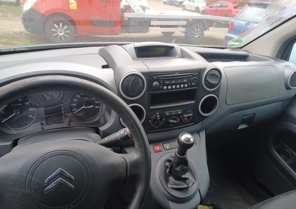 Citroen Berlingo cena 17500 przebieg: 193500, rok produkcji 2009 z Poznań małe 92